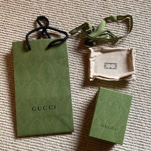 Gucci Shopping Bag and Box